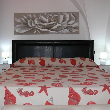 Apartment Carlo V - Via Buccarella 19 - 25